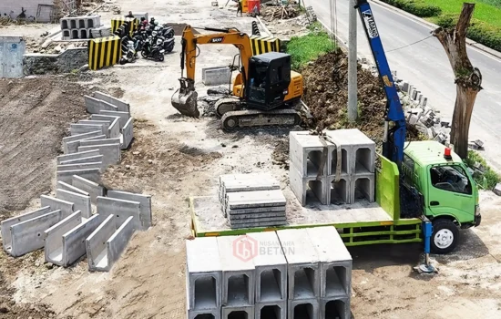 Proyek Drainase Jadi Lebih Cepat? U-Ditch Nusantara Beton Jawabannya